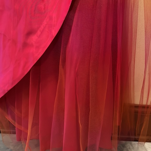 Morgan&Co by Linda Bernell  Tafetta& Tulle  PINK/FUSCIA Formal gown  Size 7/8 Jr - Picture 11 of 12